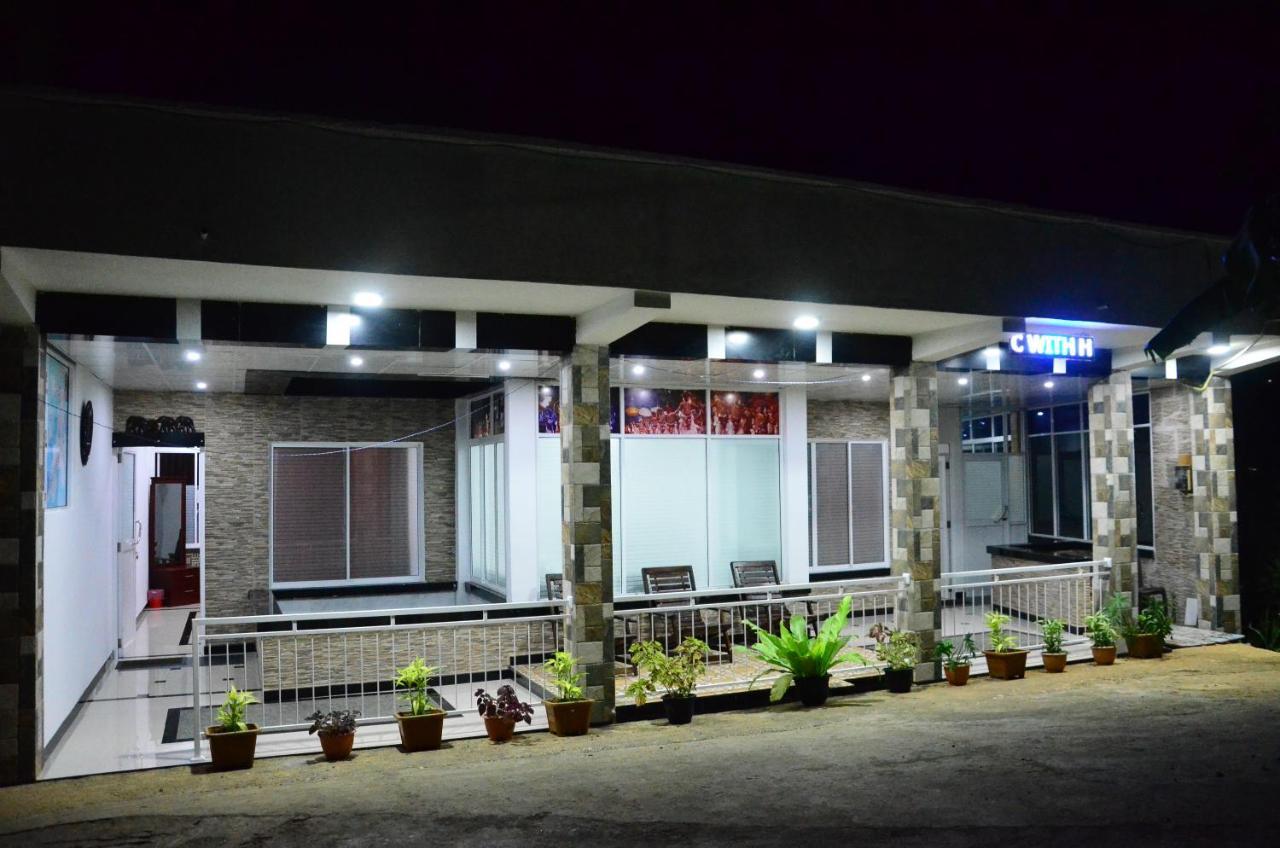 Kandyan Feel Free Homestay المظهر الخارجي الصورة